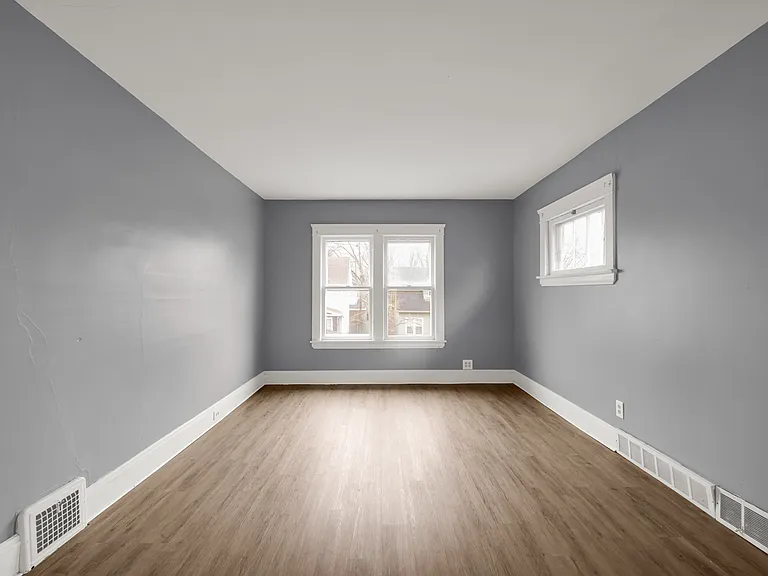 16119 Parkgrove Ave #2 — Photo 17