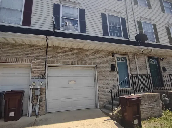 404 S Claymont St, Wilmington, DE 19801
