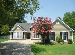 2984 Arendel Dr, Lawrenceville, GA 30044