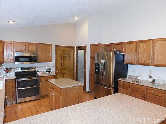 2nd image of 244 Easton Ln