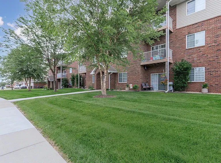 Springhill Ridge Apartments — Photo 23