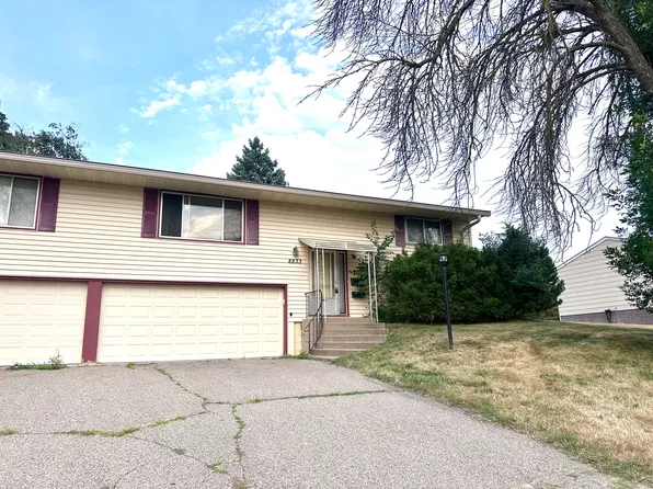 8833 Queen Ave S, Bloomington, MN 55431