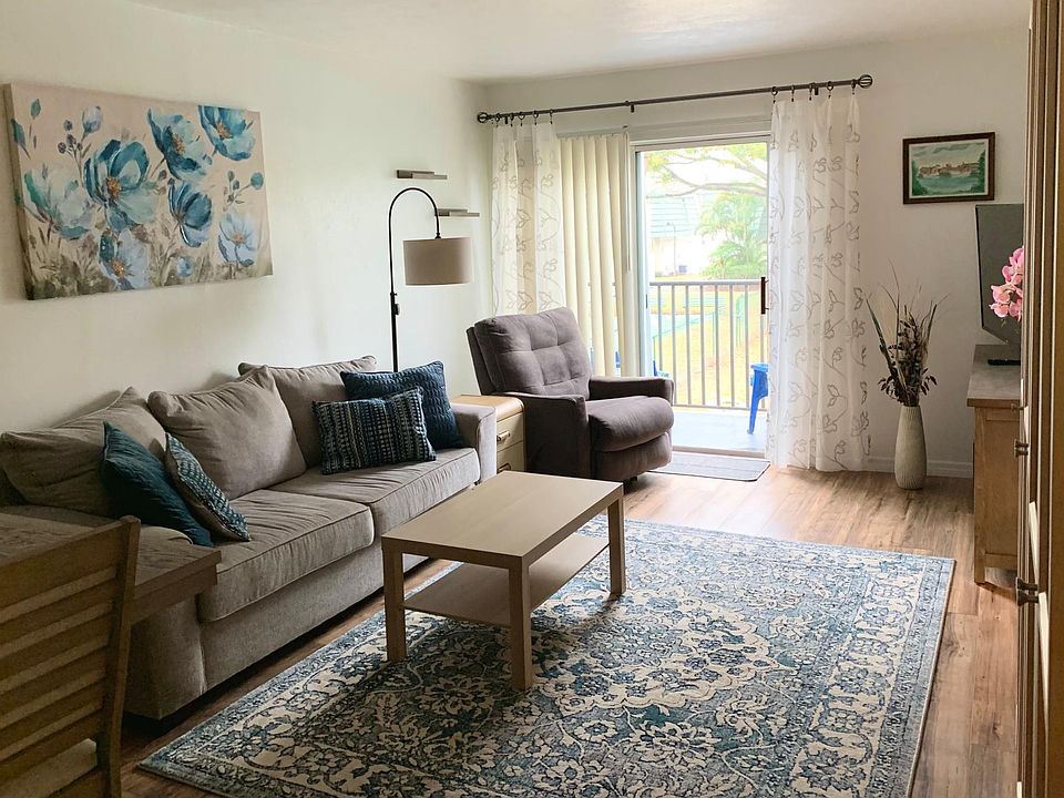 1st image of 1799 N Highland Ave #90
