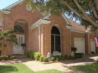 17119 Village Ln, Dallas, TX 75248