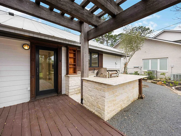 4031 Fernwood Dr — Photo 49