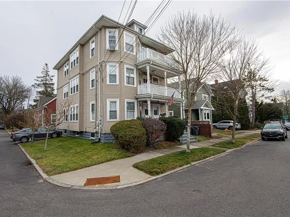 219 Cole Ave, Providence, RI 02906