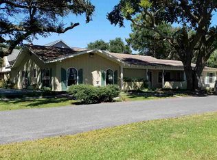 122 Plaisance St, Golden Meadow, LA 70357