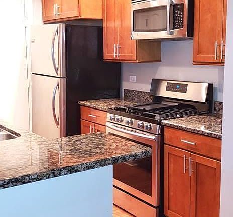 5th image of 229 W Fairfield Ct
