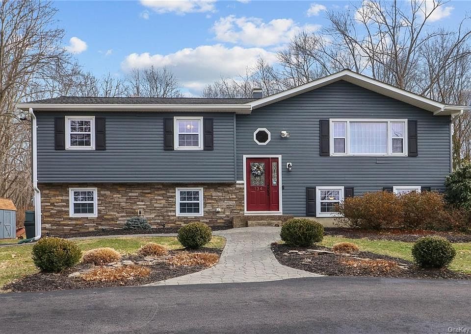 1st image of 134 Sycamore Dr