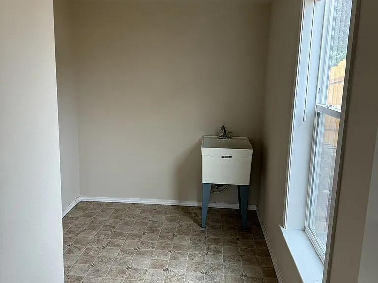 2815 144th Pl SW — Photo 3