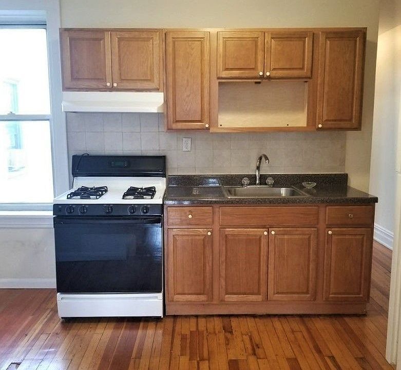 1st image of 30-24 49th St #3EE