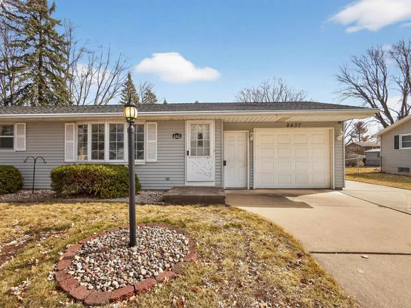 2437 Peshtigo St, Green Bay, WI 54313