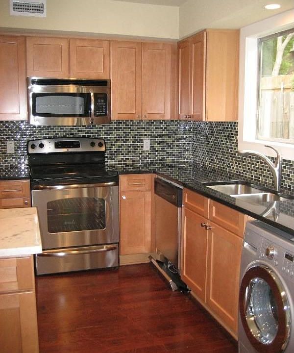 2nd image of 3415 Menchaca Rd