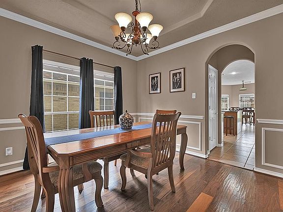 5th image of 9511 Echo Peak Ln