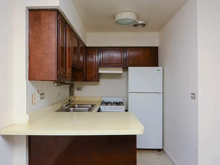 2629 N Hampden Ct #904 — Photo 2
