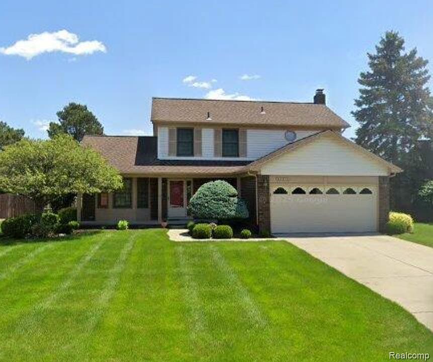1st image of 43414 Devin Dr