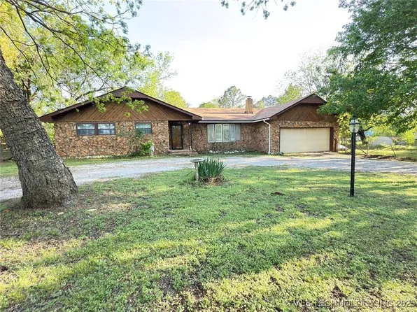 315 Noble, Maud, OK 74854