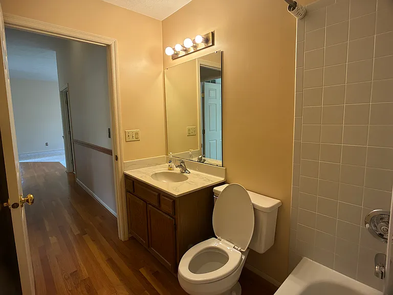 6400 Belmont Park Ct — Photo 33