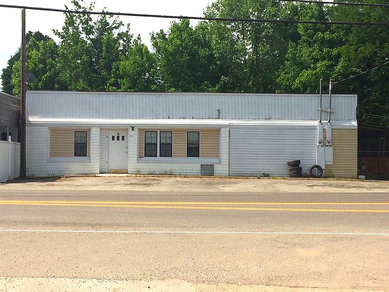 1st image of 7521 Sevierville Pike #2
