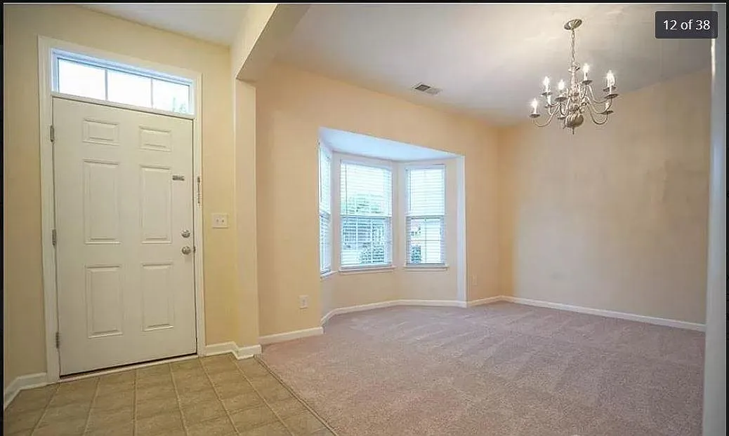3 bed, 2.5 bath, 1891 sqft, $1,950 — Photo 4