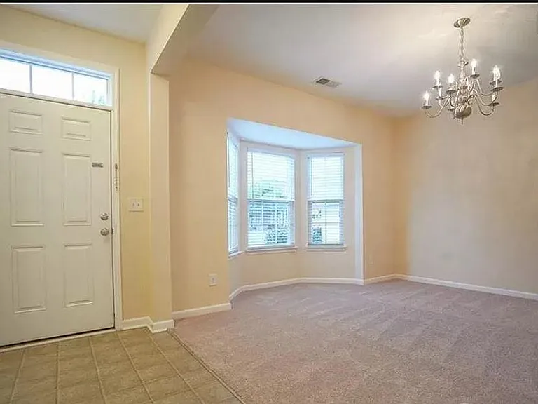 6502 Margaret Ct — Photo 5