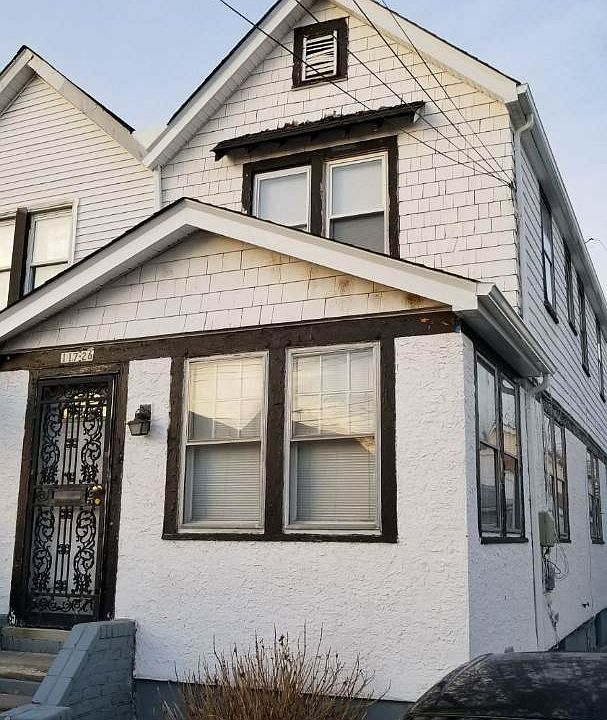 1st image of 11726 204th St
