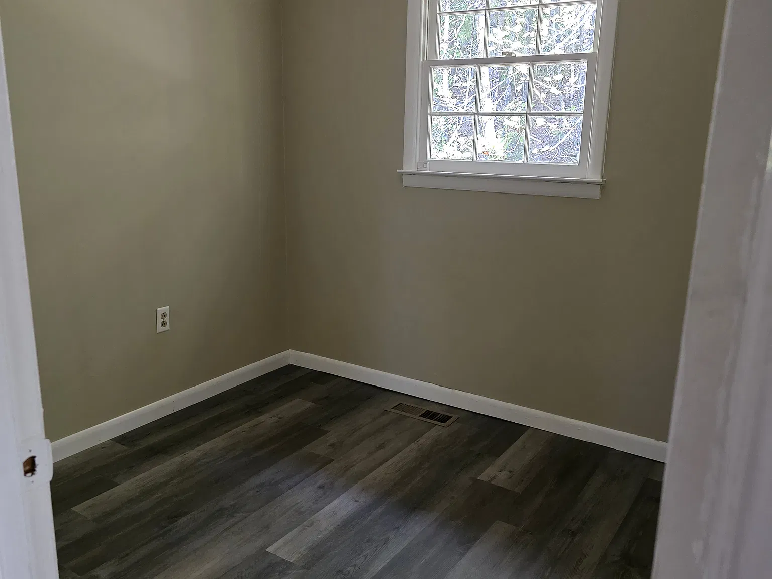 3 bed, 1176 sqft, $1,400 — Photo 4