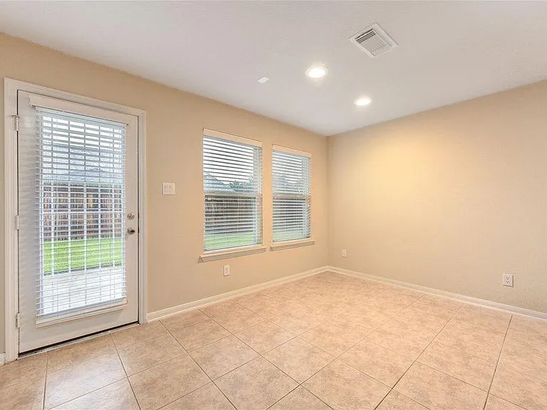 16702 Grovetrail Ln — Photo 21