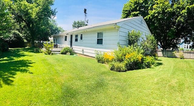 1st image of 36 Parkway Ave