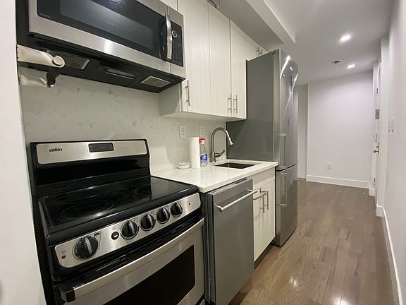 4th image of 80 Delancey St #2H