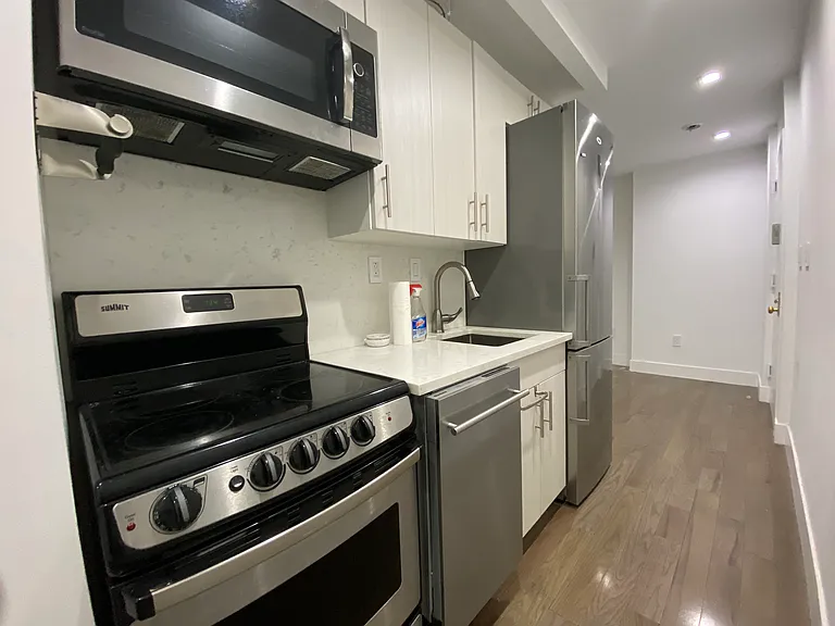 80 Delancey St #2E — Photo 5