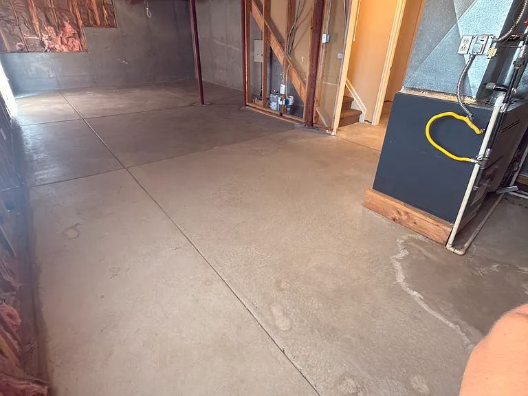 20917 E 44th Ave — Photo 37