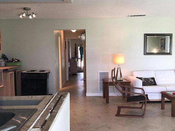 4th image of 180 South Blvd APT D