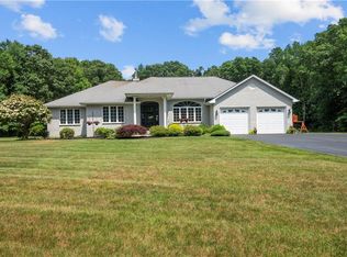 31 Hopkins Ave, Johnston, RI 02919