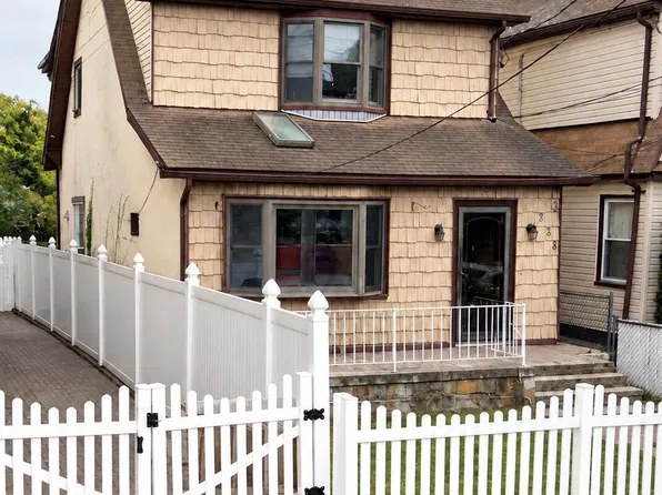 338 Clifton Ave, Staten Island, NY 10305