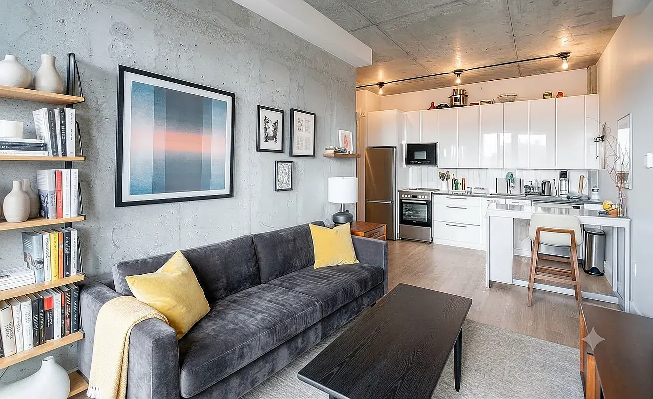 815 Flatbush Avenue — Photo 3
