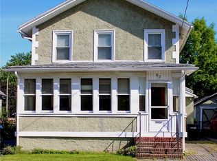 87 Phoenix St, Canandaigua, NY 14424