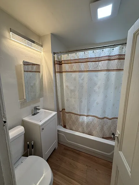 1 bed, 400 sqft, $2,000 — Photo 4