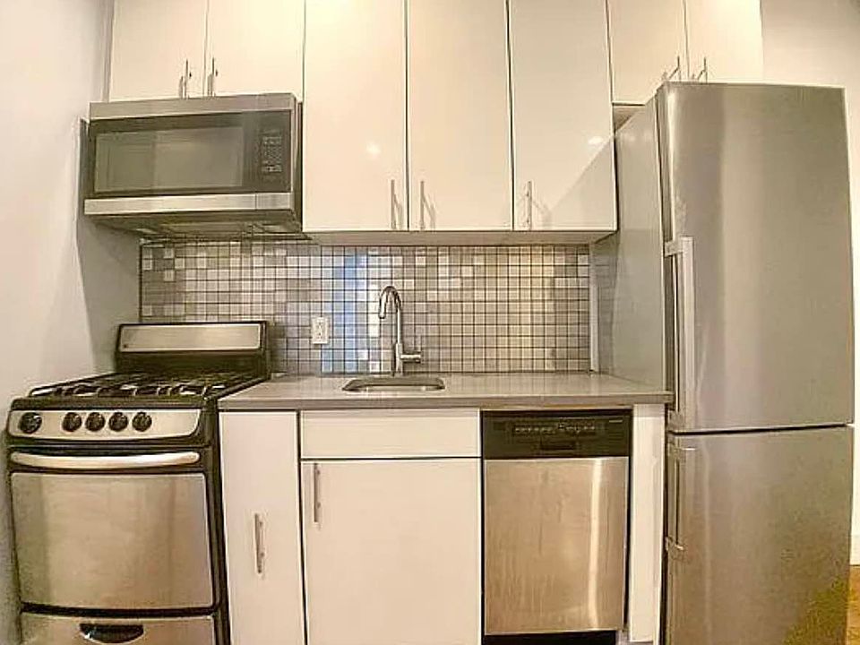 1st image of 542 W 159th St #3