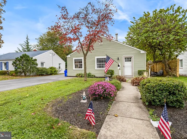 47 Scarlet Ave, Aston, PA 19014