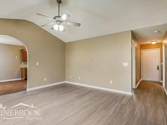 5th image of 15920 Lexie Dr
