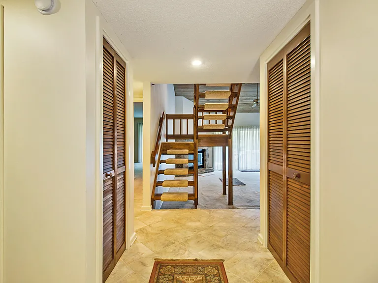 512 Druid Lndg — Photo 12