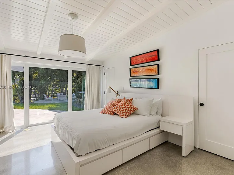 270 Island Dr — Photo 10
