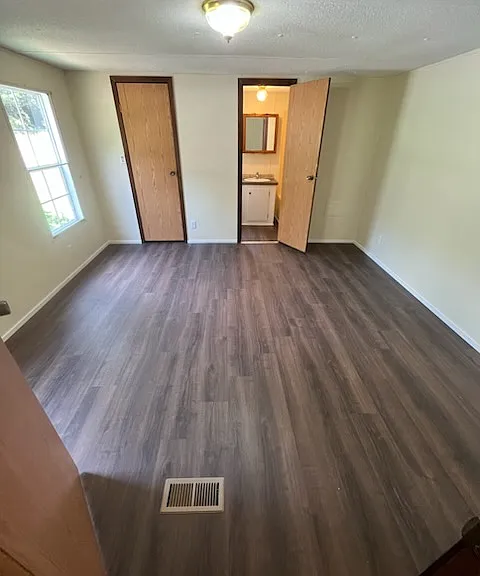 113 Deer Track Ln — Photo 7