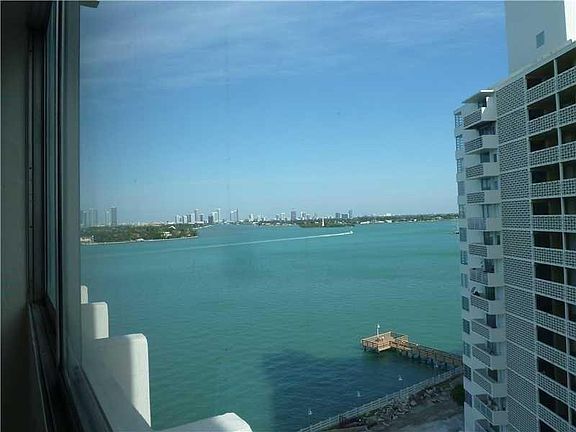 2nd image of 800 West Ave Penthouse 40