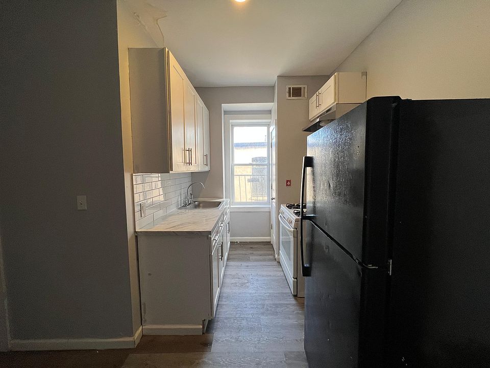 1st image of 122 Wade St #5E