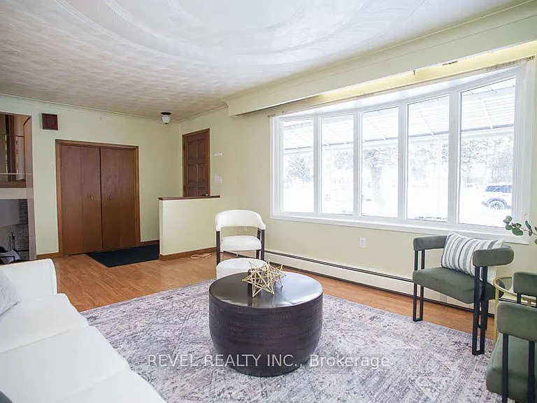 104 Hillside Ave — Photo 3