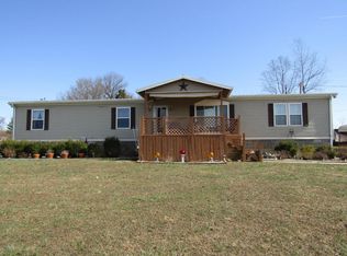 535 Robbins Ln, Vine Grove, KY 40175