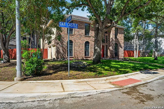 4 bed, 2.5 bath, 2656 sqft, $2,950 — Photo 2