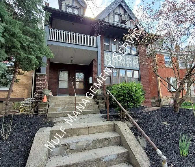 222 Morewood Ave #3 — Photo 8